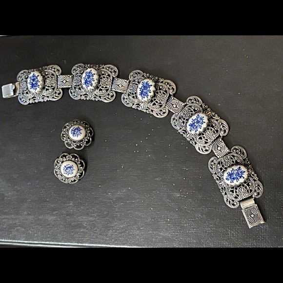 Vintage Dutch Ceramic silver filagree etched bracelet & earrings - Picture 5 of 10